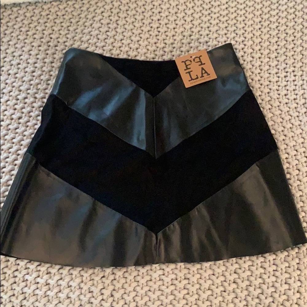 Leather/suede mini skirt